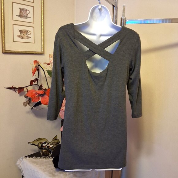 NWT Zoe Women's Gray Black White Patchwork Design Blouse ¾ Sleeve Top Size 8 M - Picture 4 of 8